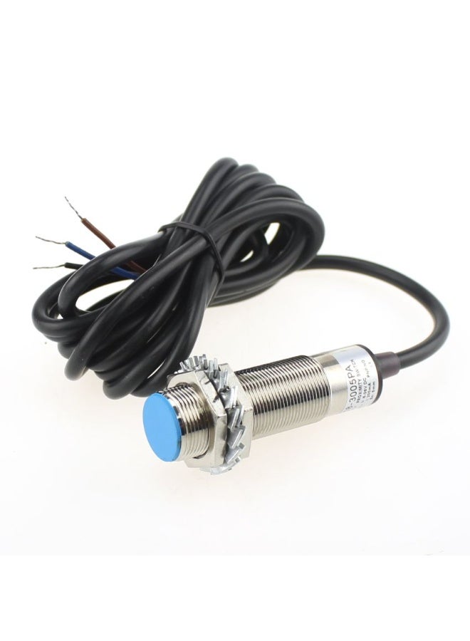 مستشعر القرب الاستقرائي يستشعر المسافة غطاء معدني متين مقاوم للماء للتطبيقات الصناعية